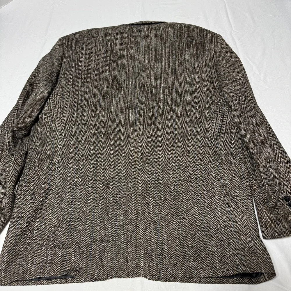 Petrocelli Sport Coat Men's‎ Size 44R Brown Herringbone Wool Silk Blazer